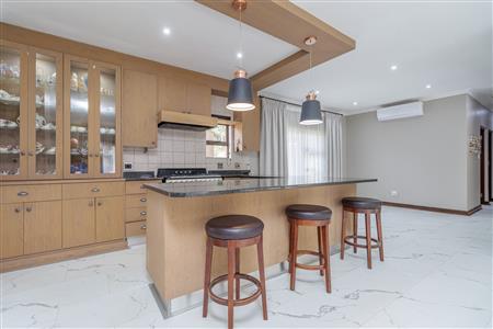 False - House For Sale in Heidelberg Central, Heidelberg, Gauteng - M125875