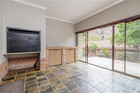 False - House For Sale in Heidelberg Central, Heidelberg, Gauteng - M125875