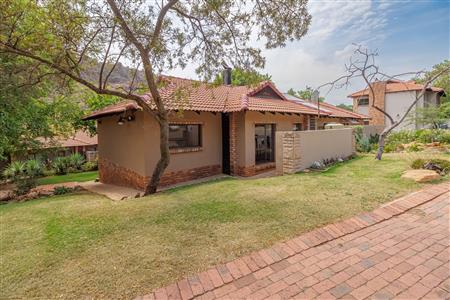 False - House For Sale in Heidelberg Central, Heidelberg, Gauteng - M125875