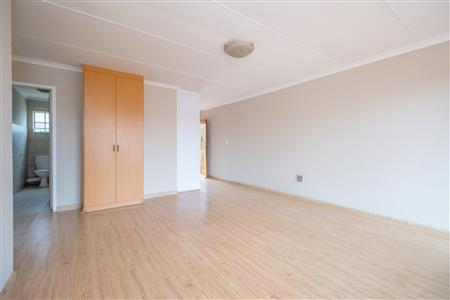 False - Apartment For Sale in Magalieskruin, Pretoria, Gauteng - M125891
