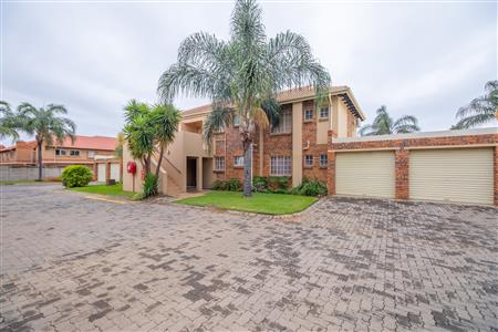 False - Apartment For Sale in Magalieskruin, Pretoria, Gauteng - M125891