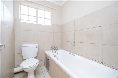 False - Apartment For Sale in Magalieskruin, Pretoria, Gauteng - M125891