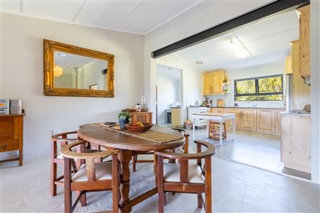 False - House For Sale in Napier, Western Cape - M123245