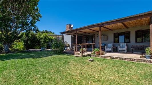 False - House For Sale in Napier, Western Cape - M123245