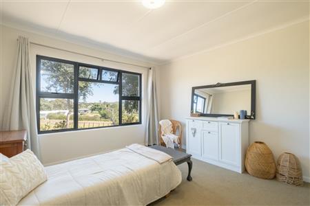False - House For Sale in Napier, Western Cape - M123245