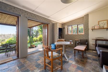 False - House For Sale in Napier, Western Cape - M123245