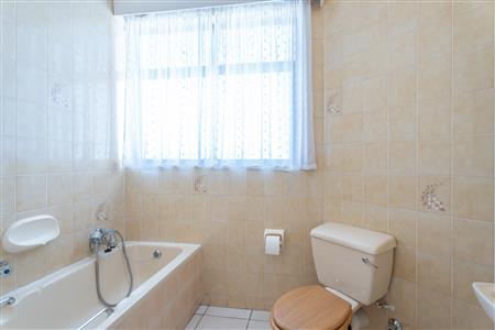 False - Apartment For Sale in Strand North, Strand, Western Cape - M125892