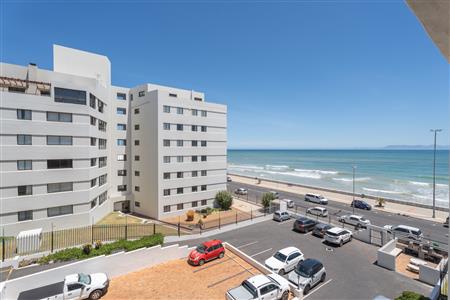 False - Apartment For Sale in Strand North, Strand, Western Cape - M125892