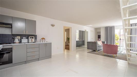 False - House To Rent in Broadacres, Sandton, Gauteng - M125893
