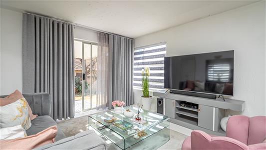 False - House To Rent in Broadacres, Sandton, Gauteng - M125893