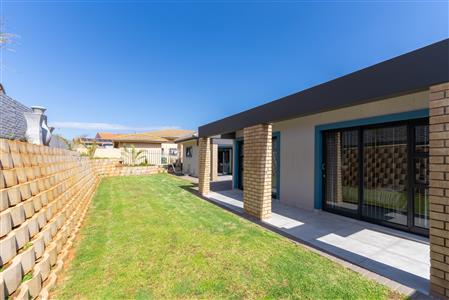 False - House For Sale in Monte Christo, Hartenbos, Western Cape - M125900