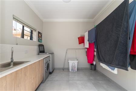 False - House For Sale in Monte Christo, Hartenbos, Western Cape - M125900