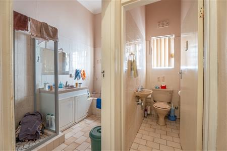 False - House For Sale in Sea Point, Cape Town, Western Cape - M125901