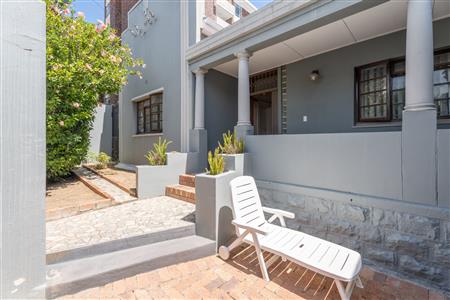 False - House For Sale in Sea Point, Cape Town, Western Cape - M125901