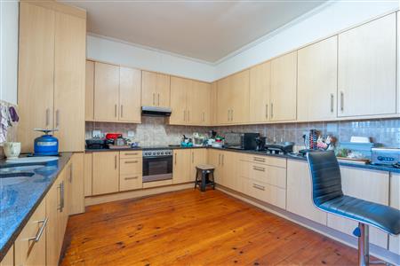 False - House For Sale in Sea Point, Cape Town, Western Cape - M125901
