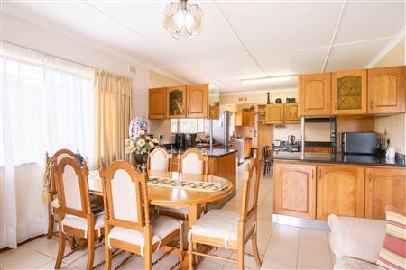 False - House For Sale in Reservoir Hills, Durban, KwaZulu Natal - M125899