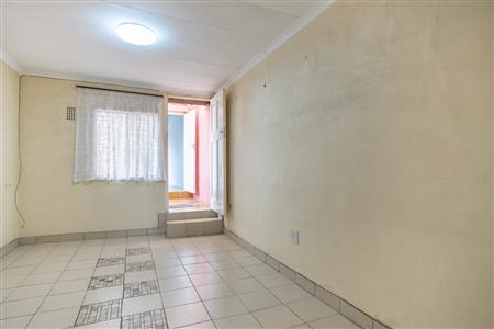 False - House For Sale in Sunford, Phoenix, KwaZulu Natal - M125904