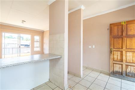 False - Townhouse For Sale in Birchleigh, Kempton Park, Gauteng - M125909