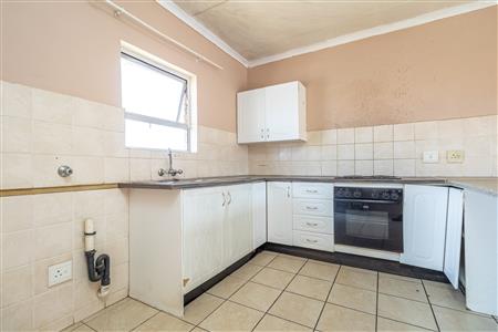 False - Townhouse For Sale in Birchleigh, Kempton Park, Gauteng - M125909