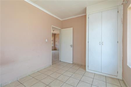 False - Townhouse For Sale in Birchleigh, Kempton Park, Gauteng - M125909