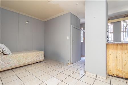 False - Apartment For Sale in Benoni Central, Benoni, Gauteng - M125920
