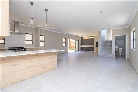 False - House For Sale in Jordaan Park, Heidelberg, Gauteng - M125925