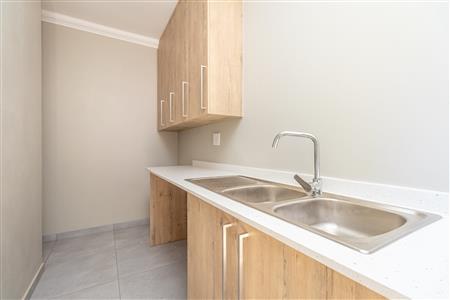 False - House For Sale in Jordaan Park, Heidelberg, Gauteng - M125925