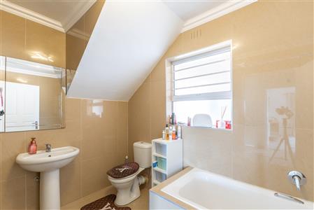 False - House For Sale in Saldanha Central, Saldanha, Western Cape - M125915
