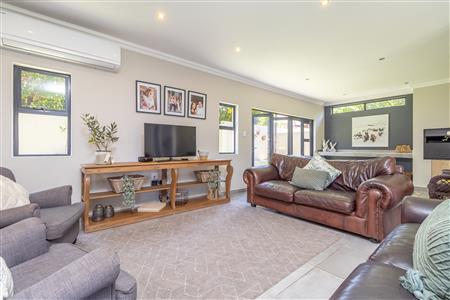 False - House For Sale in Jordaan Park, Heidelberg, Gauteng - M125911