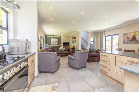 False - House For Sale in Jordaan Park, Heidelberg, Gauteng - M125911