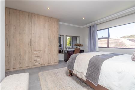 False - House For Sale in Jordaan Park, Heidelberg, Gauteng - M125911