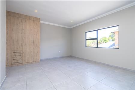 False - House For Sale in Jordaan Park, Heidelberg, Gauteng - M125924