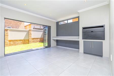 False - House For Sale in Jordaan Park, Heidelberg, Gauteng - M125924
