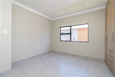 False - House For Sale in Jordaan Park, Heidelberg, Gauteng - M125924