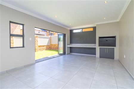 False - House For Sale in Jordaan Park, Heidelberg, Gauteng - M125924