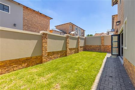 False - House For Sale in Jordaan Park, Heidelberg, Gauteng - M125924