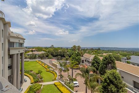 False - Apartment For Sale in Morningside, Sandton, Gauteng - M125928