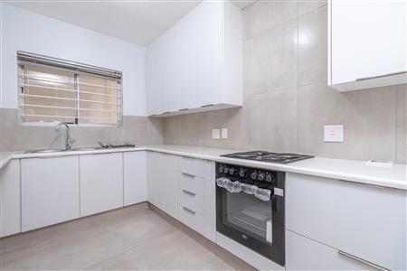 False - Apartment For Sale in Morningside, Sandton, Gauteng - M125928