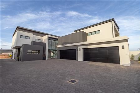 False - House under offer in Midstream Estate, Centurion - M125935