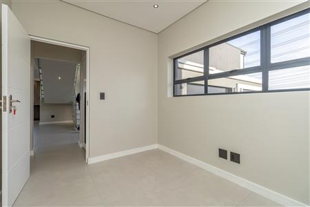 False - House under offer in Midstream Estate, Centurion - M125935