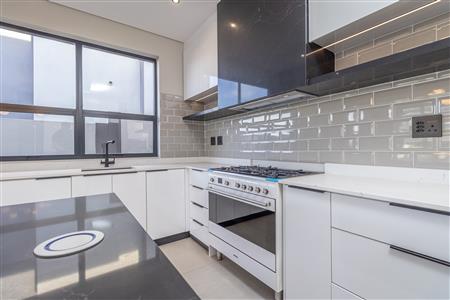False - House under offer in Midstream Estate, Centurion - M125935