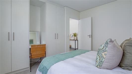 False - Apartment For Sale in Paarl North, Paarl, Western Cape - M125938