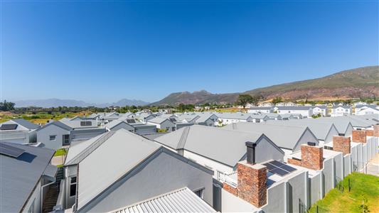 False - Apartment For Sale in Paarl North, Paarl, Western Cape - M125938