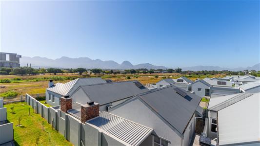 False - Apartment For Sale in Paarl North, Paarl, Western Cape - M125938