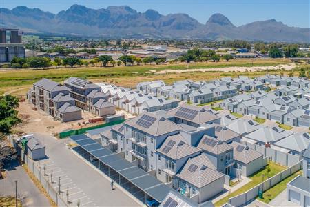 False - Apartment For Sale in Paarl North, Paarl, Western Cape - M125938