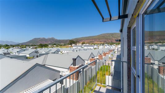 False - Apartment For Sale in Paarl North, Paarl, Western Cape - M125938