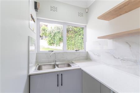 False - House To Rent in Heldervue, Somerset West, Western Cape - M125942