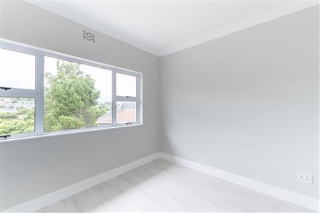 False - House To Rent in Heldervue, Somerset West, Western Cape - M125942