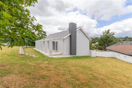 False - House To Rent in Heldervue, Somerset West, Western Cape - M125942