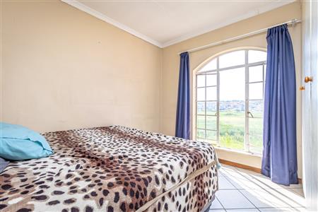 False - Apartment For Sale in Sagewood, Midrand, Gauteng - M125956